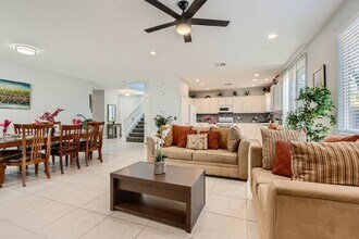 6689 Roanoke Ct in Las Vegas, NV - Building Photo - Building Photo