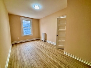 62 Cambridge St, Unit 3 in East Orange, NJ - Building Photo - Building Photo