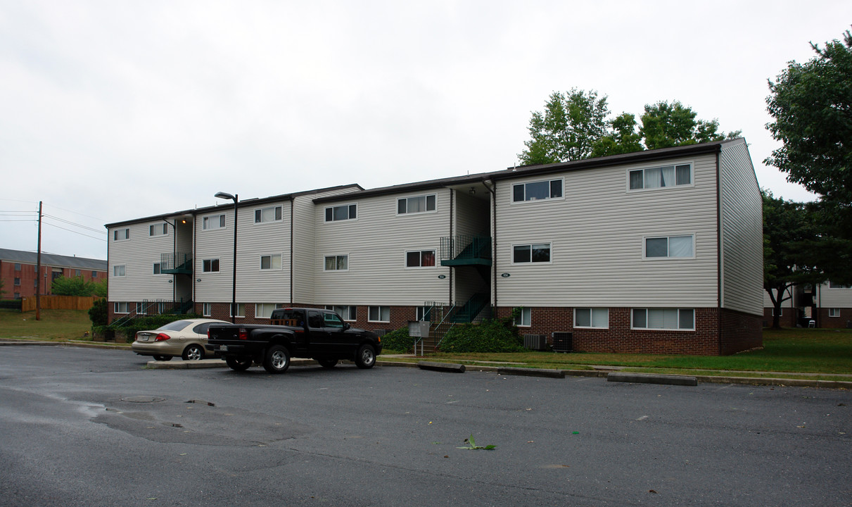 Washington Gardens in Hagerstown, MD - Building Photo