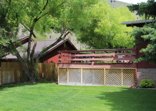 365 Flat Creek Dr in Jackson, WY - Building Photo - Building Photo