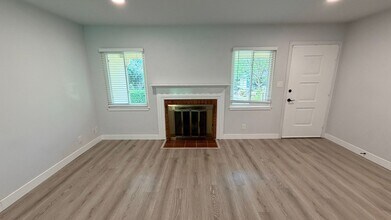 400 Lenox Ct in Pleasant Hill, CA - Building Photo - Building Photo