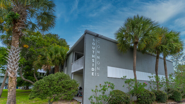 Southside Commons Realty LLC in Jacksonville, FL - Foto de edificio - Building Photo