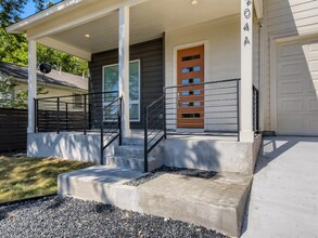 7204 Bennett Ave in Austin, TX - Building Photo - Building Photo