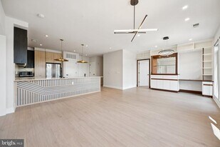 900 11th St SE in Washington, DC - Building Photo