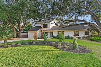 4504 W Lamb Ave in Tampa, FL - Building Photo - Building Photo