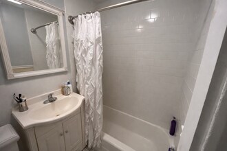 206 Commonwealth Ave in Boston, MA - Building Photo - Building Photo