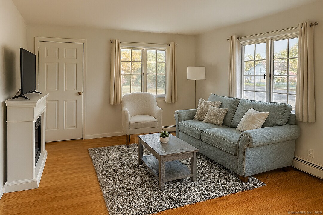 15 Welch Terrace in Fairfield, CT - Building Photo