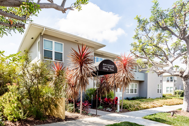 Hollypark Knolls Apartments in Inglewood, CA - Foto de edificio - Building Photo