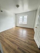 112 Gatling Pl in Brooklyn, NY - Foto de edificio - Building Photo