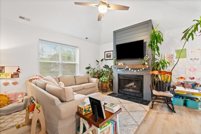 116 Ackiss Ave in Virginia Beach, VA - Building Photo - Building Photo