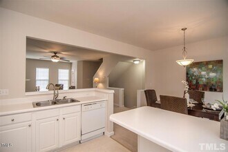 409 Coral Creek Ln in Morrisville, NC - Building Photo - Building Photo