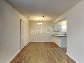 1676 Sweetwater Ln in Greenfield, IN - Building Photo - Building Photo