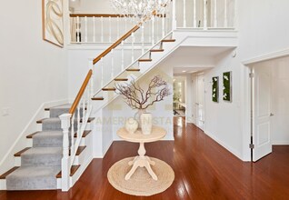 1476 Crestline Dr in Santa Barbara, CA - Building Photo - Building Photo