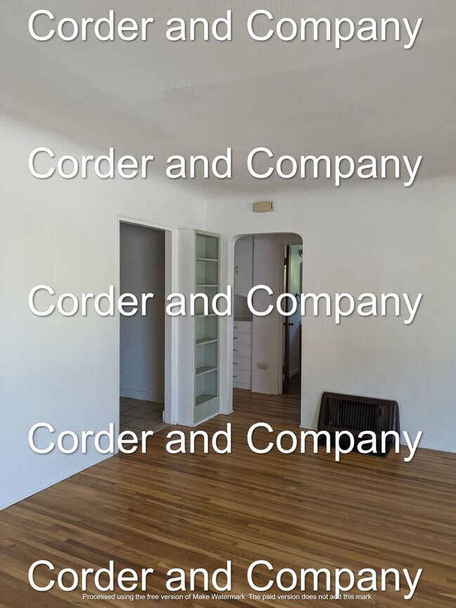 211 Adams St NE-Unit -211 Adams in Albuquerque, NM - Building Photo - Building Photo