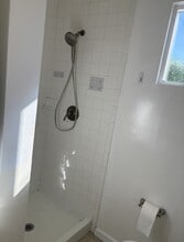 3052 West Blvd, Unit 3052 in Los Angeles, CA - Building Photo - Building Photo