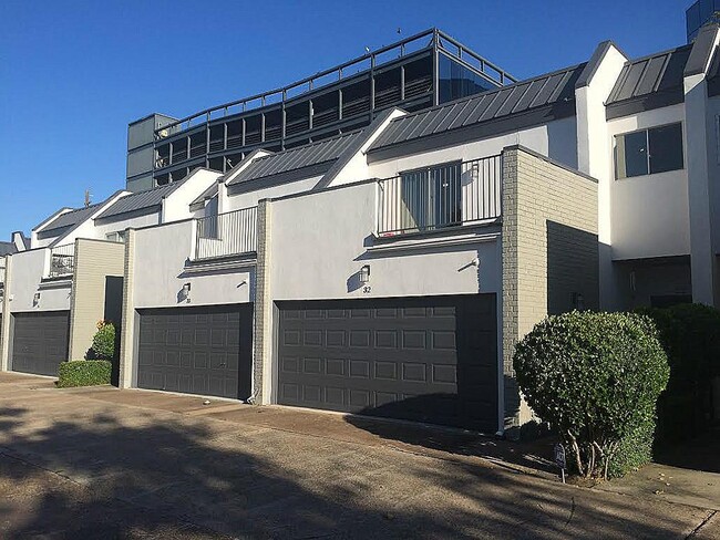 property at 1300 Augusta Dr