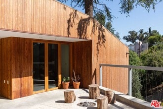 1955 Park Dr in Los Angeles, CA - Building Photo - Building Photo