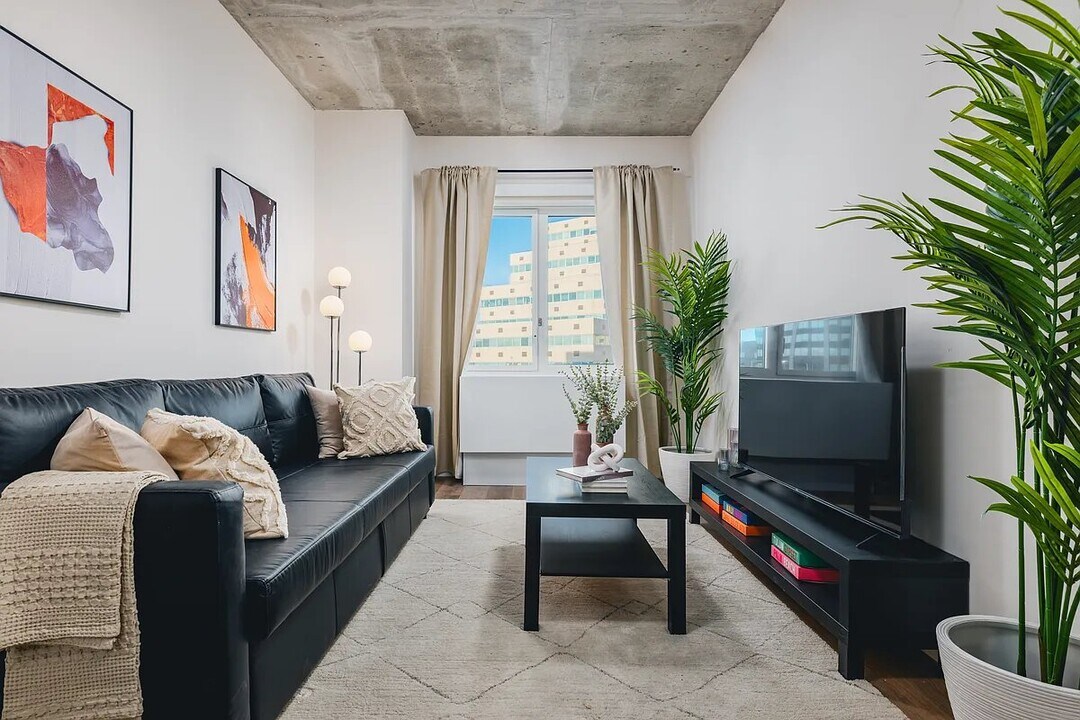4720 Third Ave in Bronx, NY - Building Photo