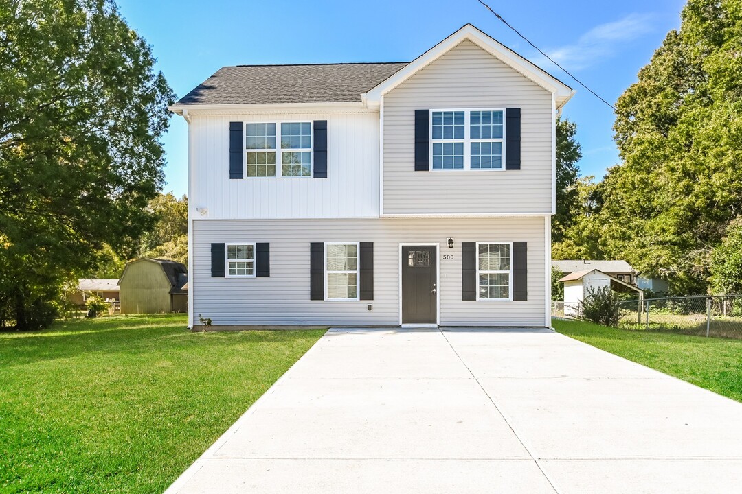 5612 Woodard St in Charlotte, NC - Building Photo