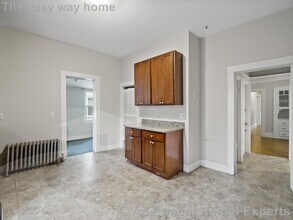 44 Cameron Ave, Unit 1 in Somerville, MA - Building Photo - Building Photo