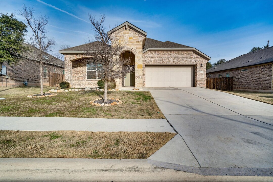 2328 Star Hl Rnch St in Georgetown, TX - Building Photo