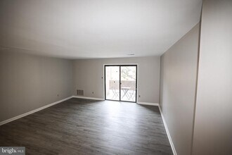 3877 Steppes Ct in Falls Church, VA - Building Photo - Building Photo