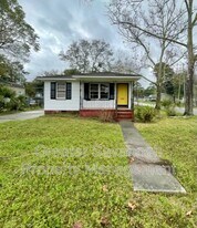 1401 E 33rd St in Savannah, GA - Building Photo