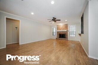 16109 McQueen Rd in Conroe, TX - Building Photo - Building Photo