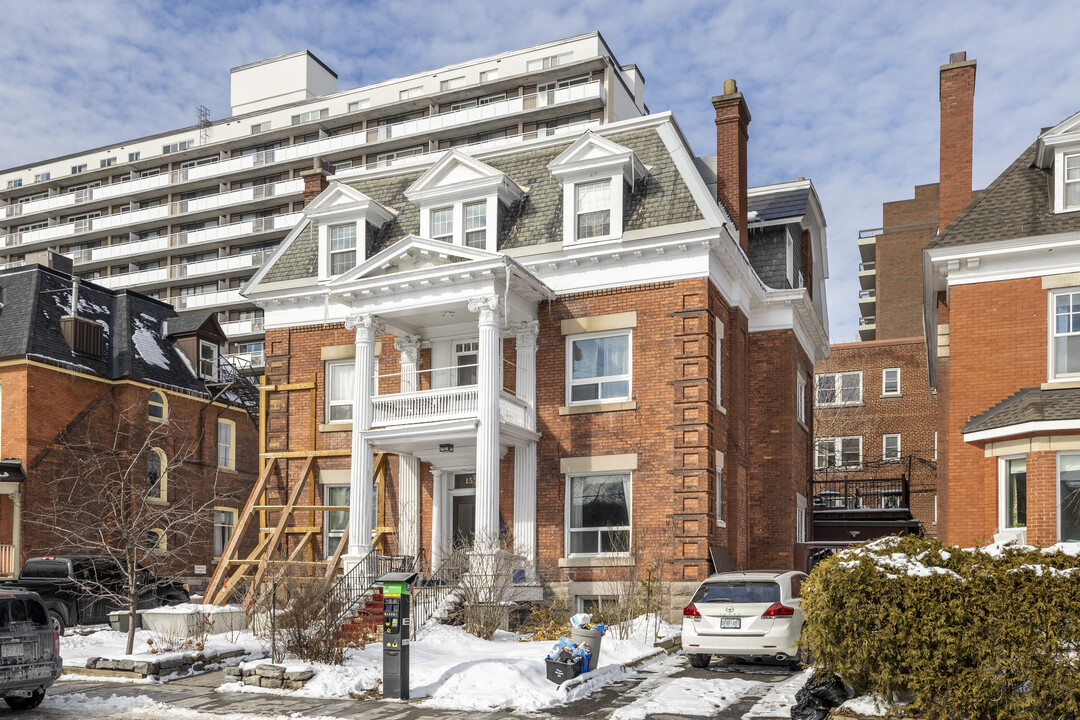 155 Gilmour St in Ottawa, ON - Building Photo