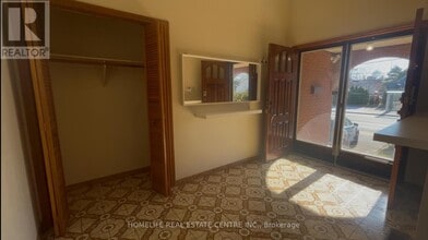 639 Royal York Rd in Toronto, ON - Building Photo - Building Photo