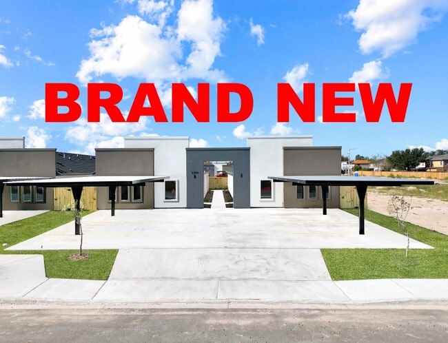 property at 2900 S Links Dr