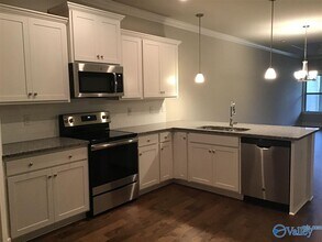 700 Rivulet Dr SW in Huntsville, AL - Building Photo - Building Photo