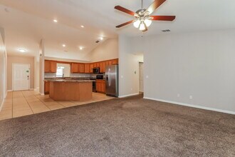 7945 Sugar Pine Blvd in Lakeland, FL - Building Photo - Building Photo
