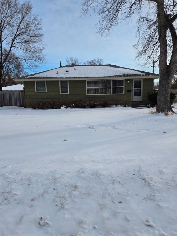 property at 5800 N Girard Ave