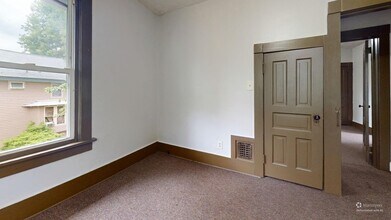 1137 7th St NW in Canton, OH - Foto de edificio - Building Photo