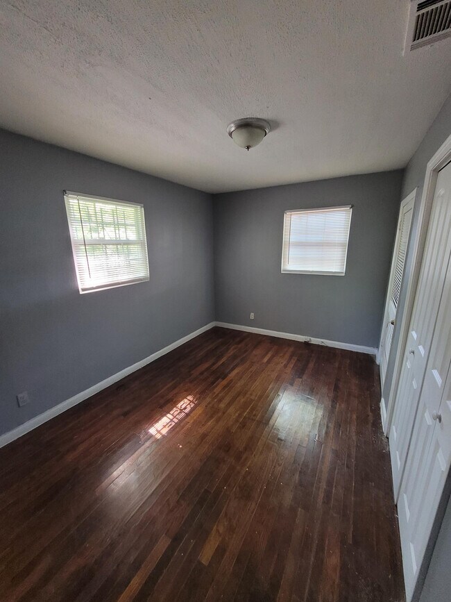 240 Wadley St NW in Atlanta, GA - Building Photo - Building Photo