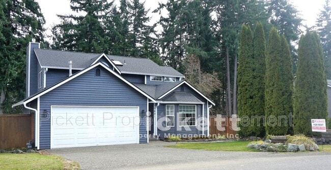 10421 Ashley Cir NW in Silverdale, WA - Building Photo - Building Photo