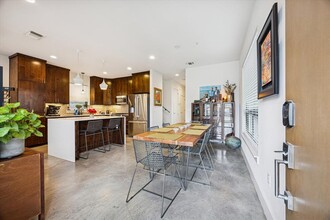 1011 E 12th St in Austin, TX - Building Photo - Building Photo