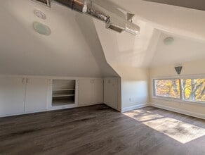 446 New Haven Ave in Derby, CT - Building Photo - Building Photo