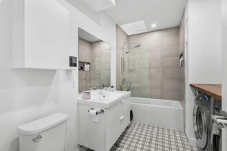 2113 Villeray Rue in Montréal, QC - Building Photo - Building Photo