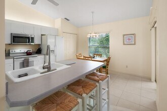 78 Sand Hill St in Marco Island, FL - Building Photo - Building Photo