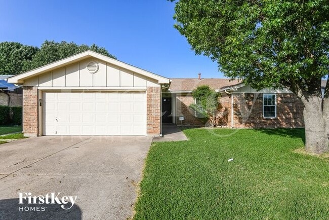 3513 Hummingbird Dr