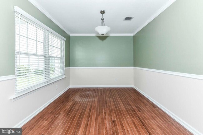 10135 Forest Hill Cir in Manassas, VA - Building Photo - Building Photo