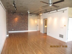 411 NW Flanders St in Portland, OR - Building Photo - Building Photo