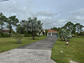 3567 58th Ave NE in Naples, FL - Building Photo - Building Photo