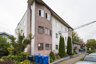 1675 E 14th Ave in Vancouver, BC - Building Photo - Other