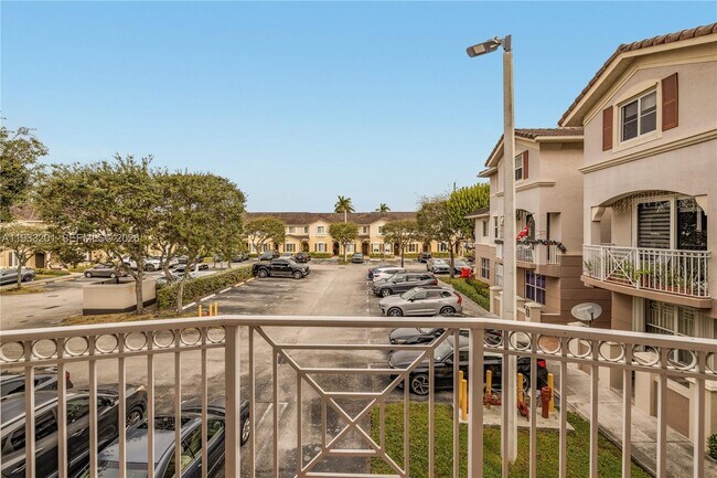 8854 W Flagler St in Miami, FL - Building Photo - Building Photo