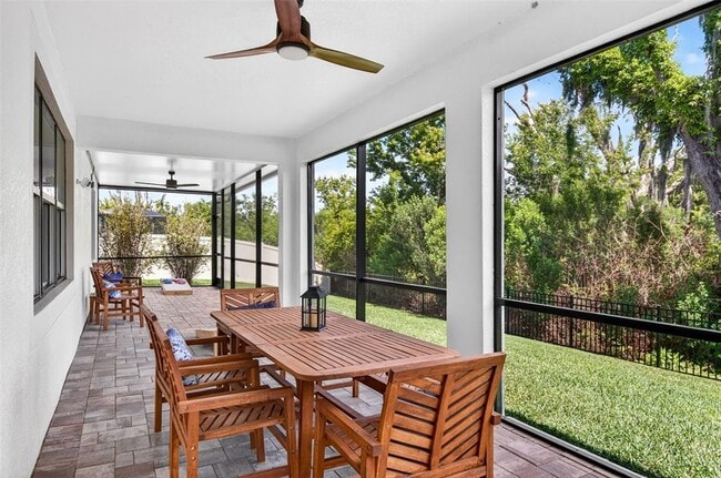 8060 Roma Dune Dr in Wesley Chapel, FL - Building Photo - Building Photo