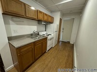 290 Newbury St in Boston, MA - Building Photo - Building Photo