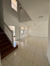 9713 NW 8th Terrace in Miami, FL - Building Photo - Building Photo